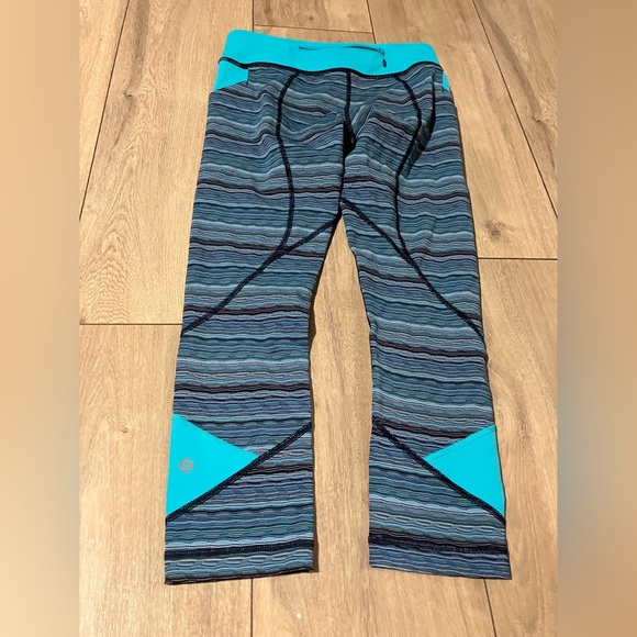 lululemon athletica Pants - Lululemon Cropped Align Leggings